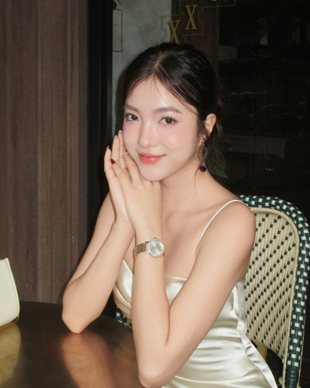 Có nên mua đồng hồ Swiss Movt không