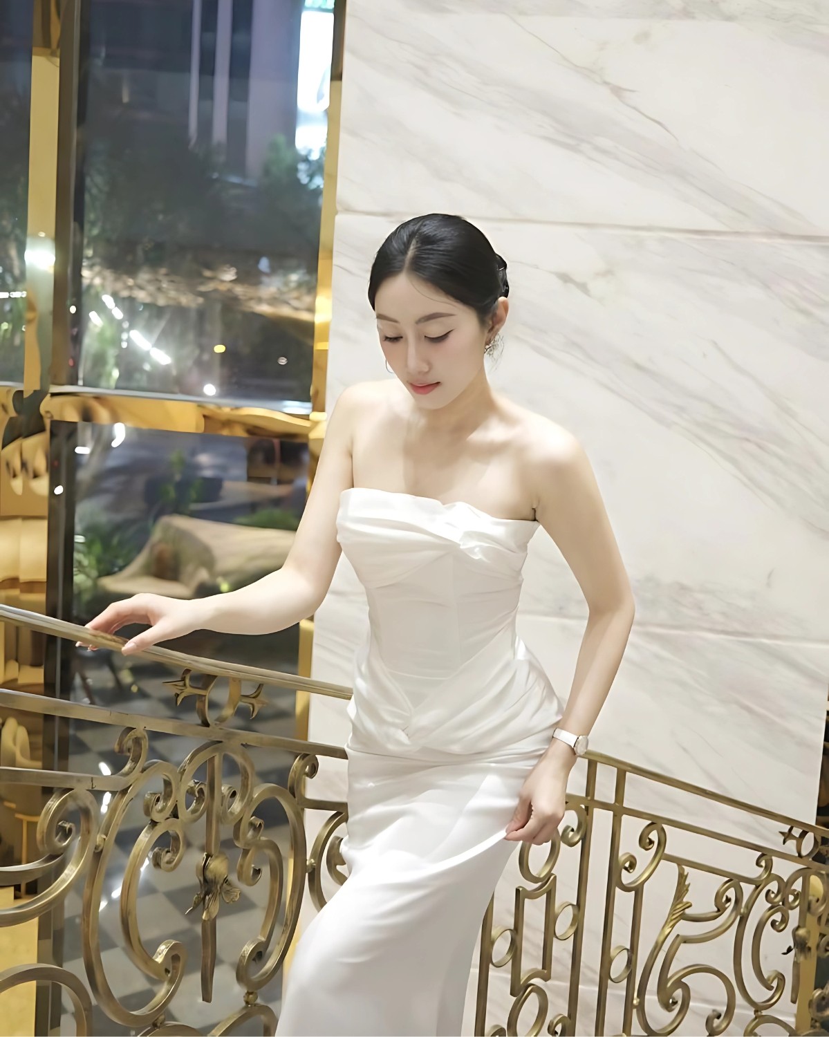 Mẫu đeo Saga 53578-LGSVWH-2 - ảnh 9