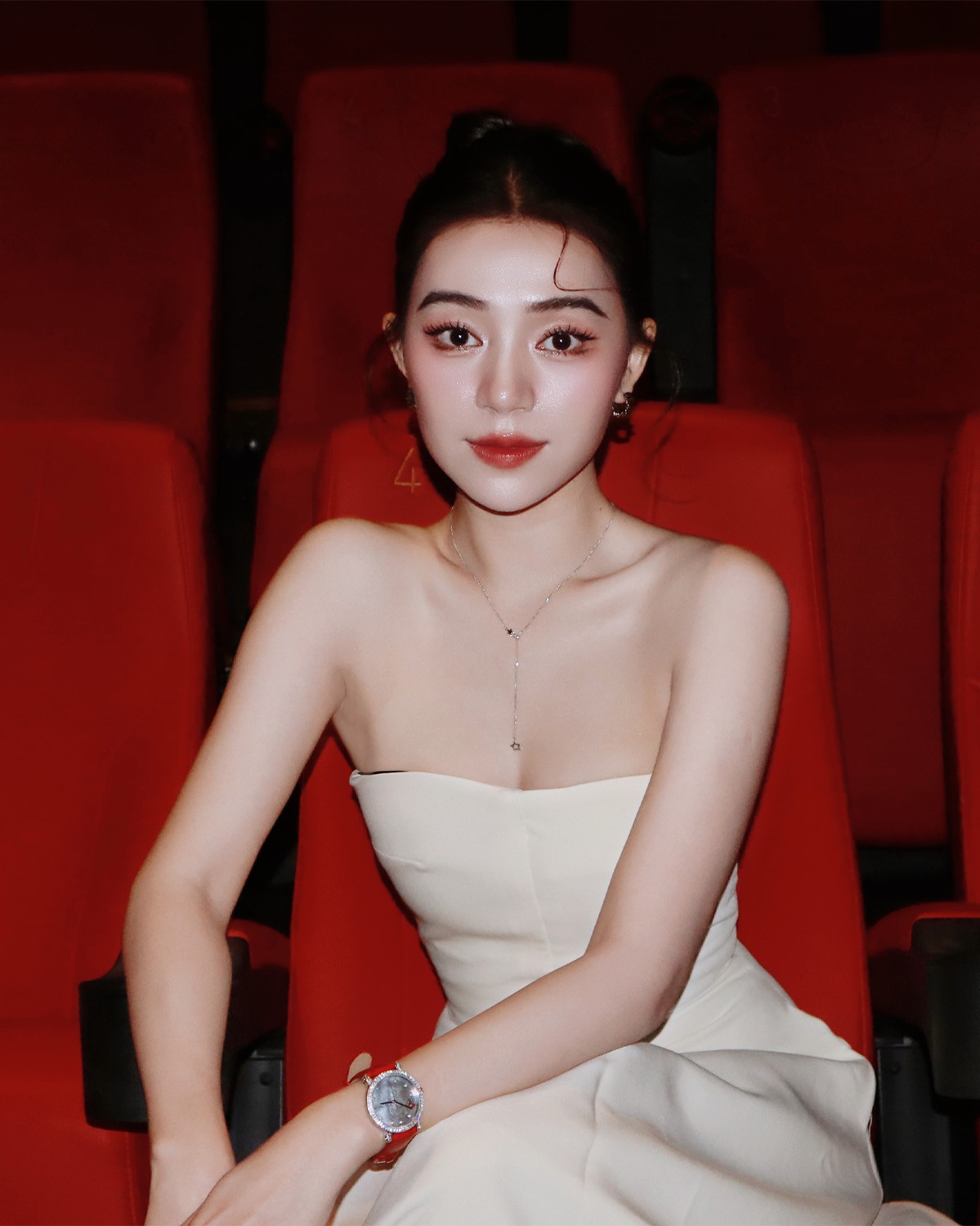 Mẫu đeo Saga 53111-SVGERD-2LH - ảnh 8