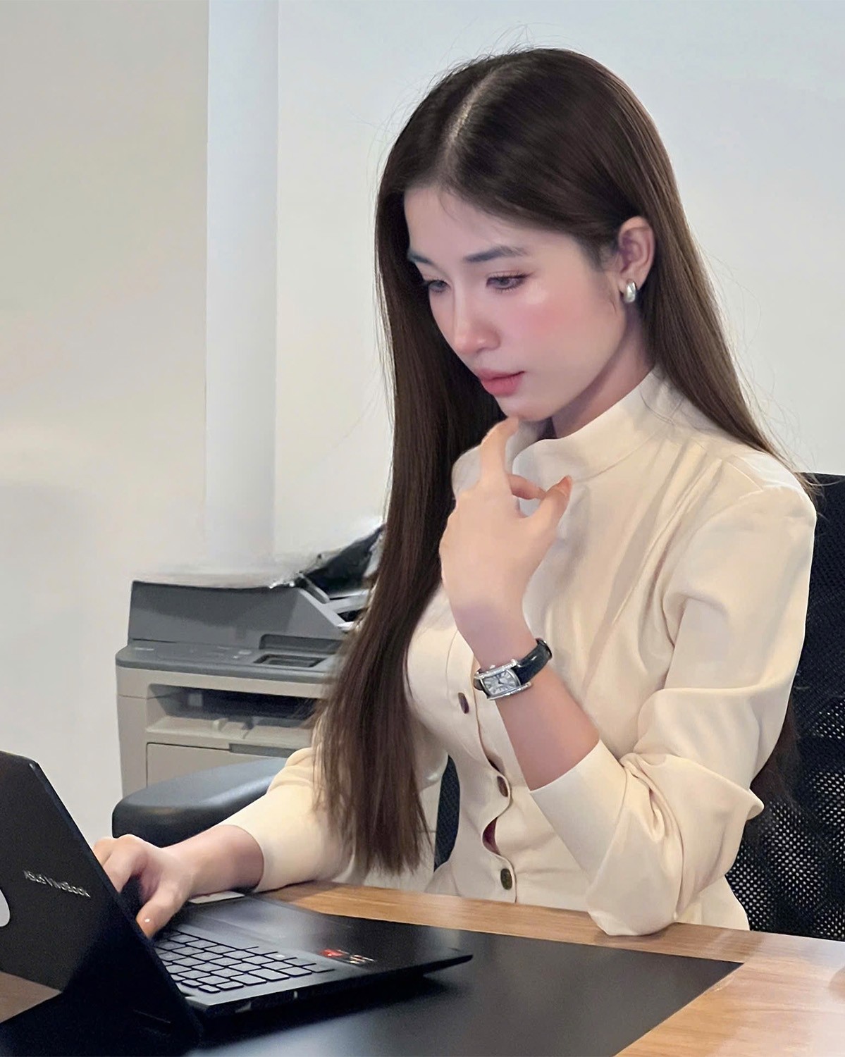 Mẫu đeo Saga 71836-SVSVBK-2 - ảnh 15