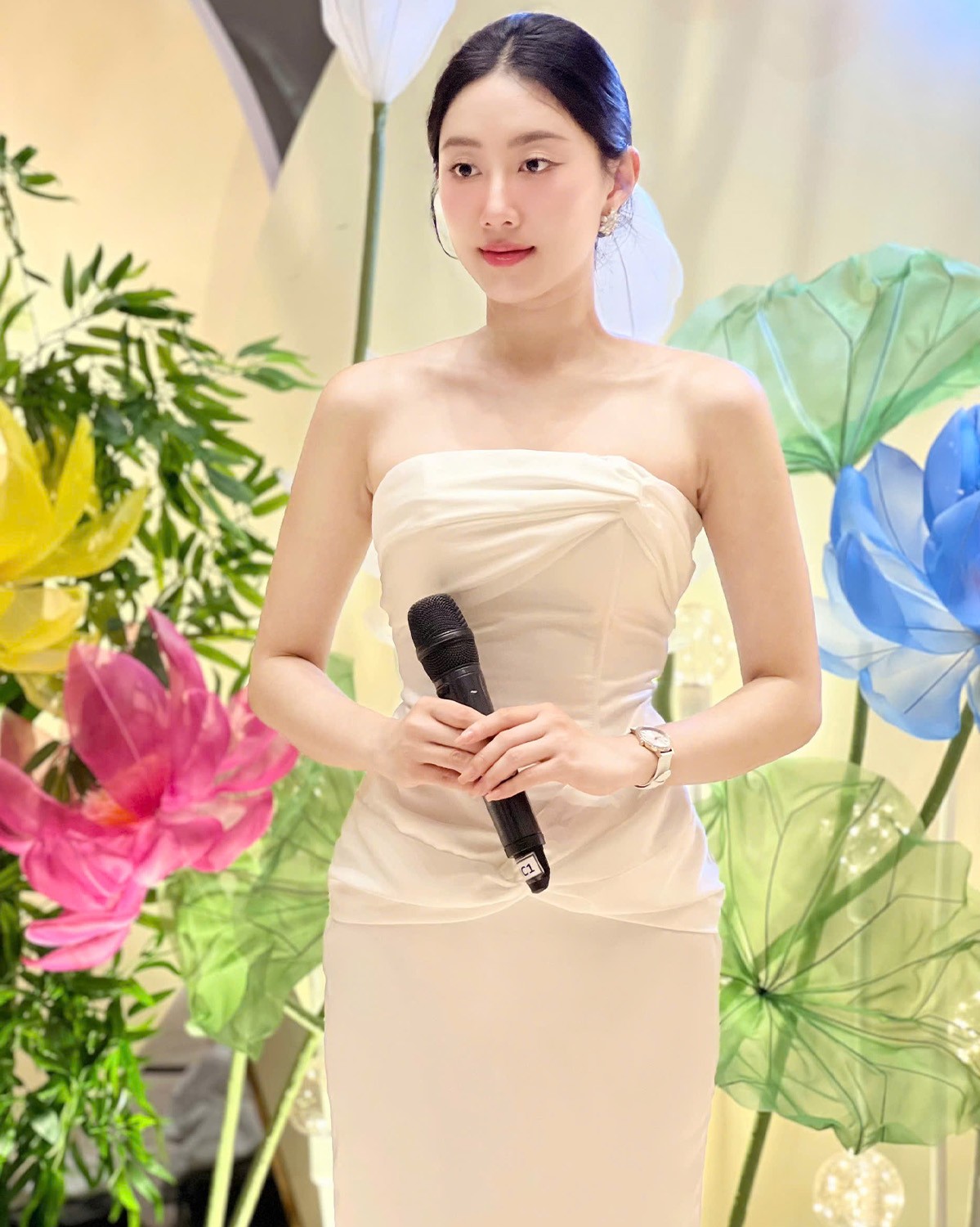 Mẫu đeo Saga 53578-LGSVWH-2 - ảnh 7