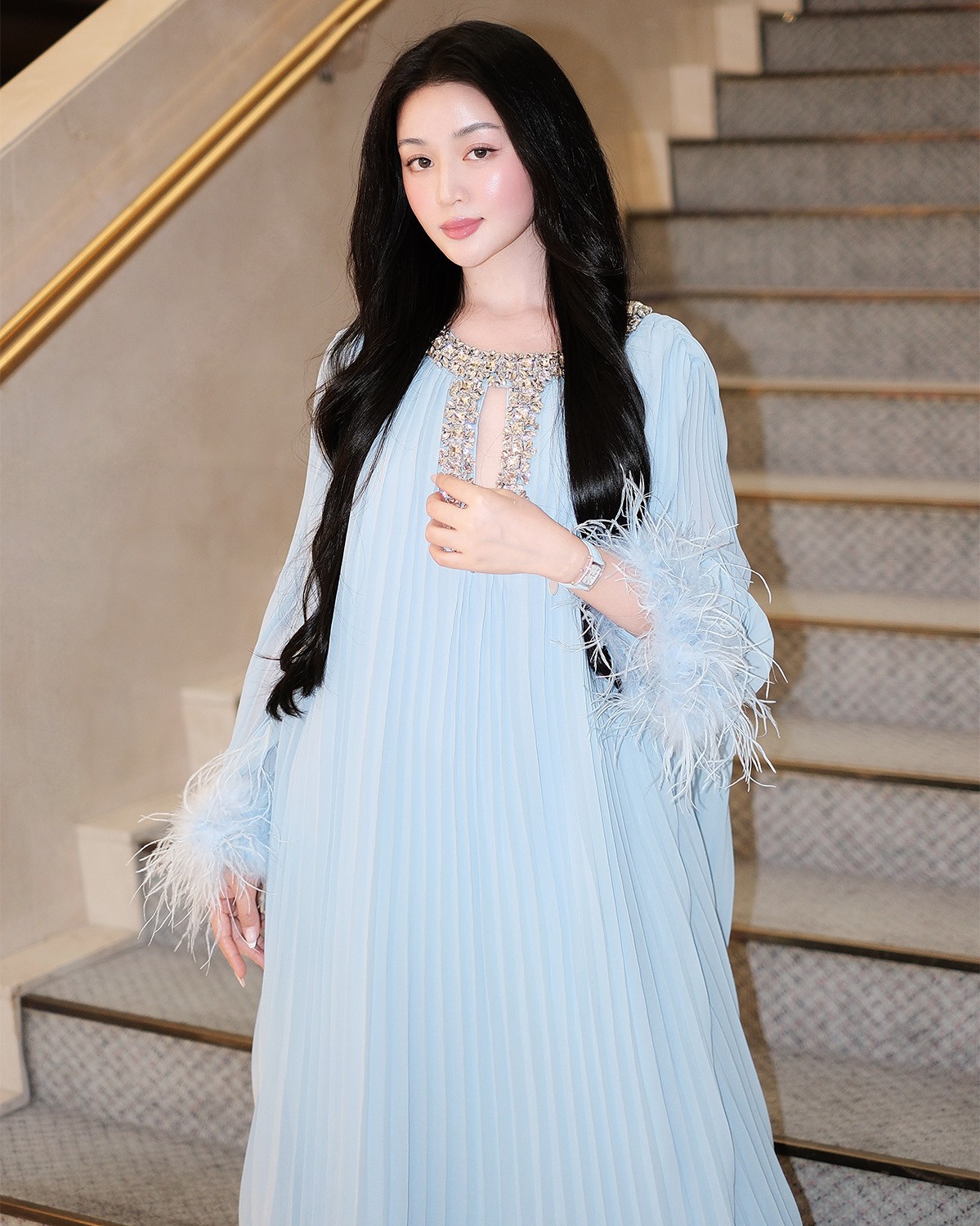 Mẫu đeo Saga 71836-SVWHBL-2 - ảnh 4