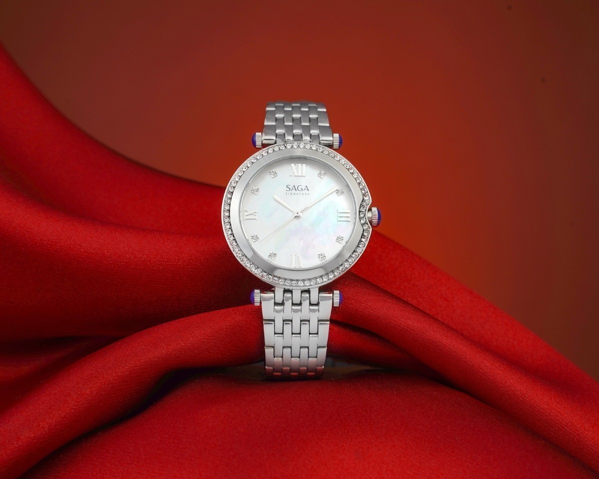 Saga Signature 53458-SVMWSV-2 – Mặt Số 36mm, xà cừ, đính đá 6 Mặt số Saga 53458-SVMWSV-2 khảm xà cừ óng ánh