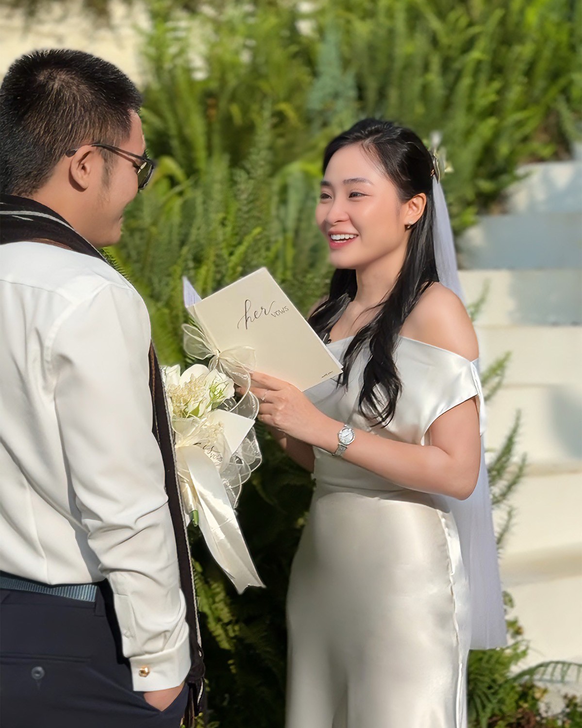 Cô dâu đeo Saga 71931-SVWHSV-2 - ảnh 7