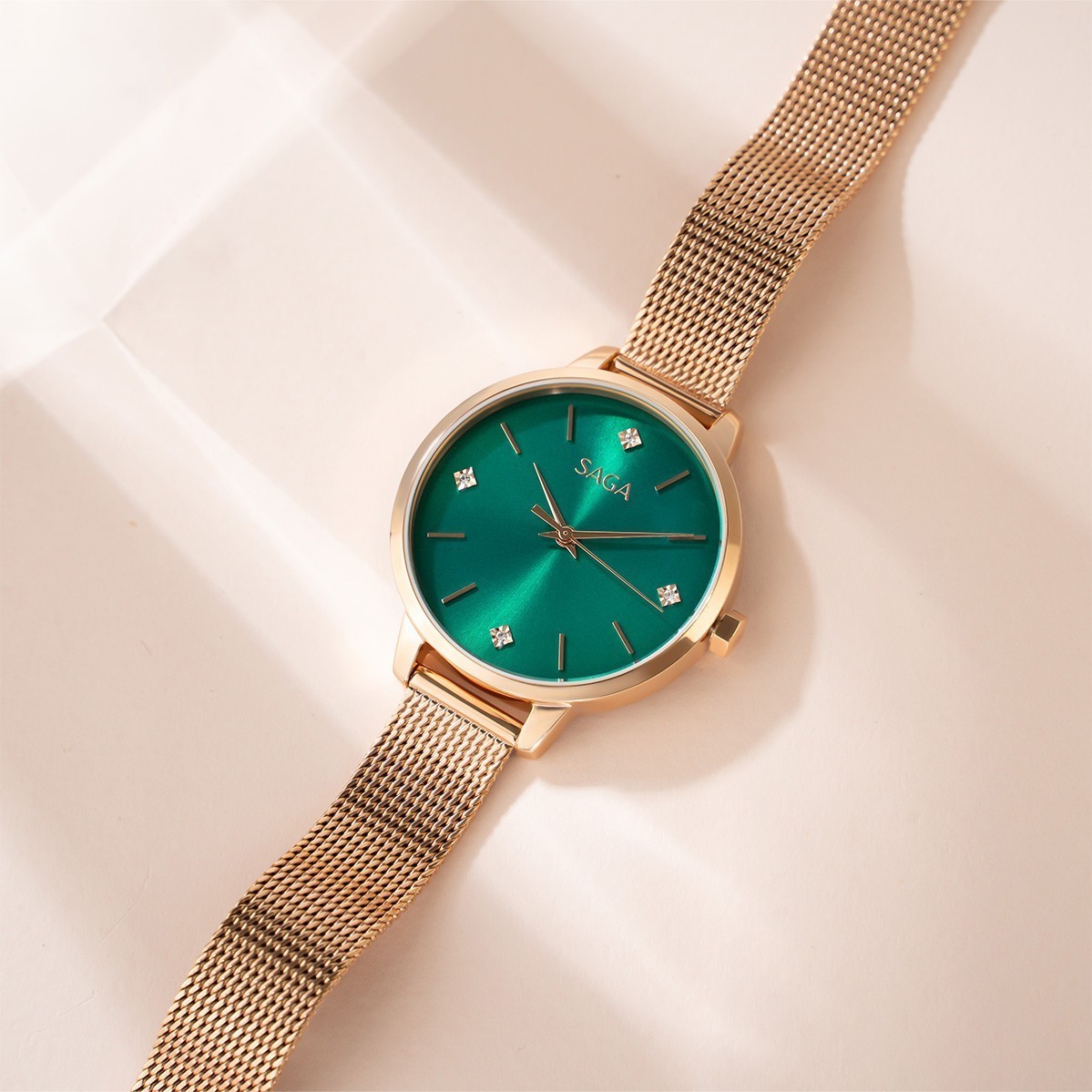 Đồng hồ dây kim loại Saga 53643-RGGRRG-2