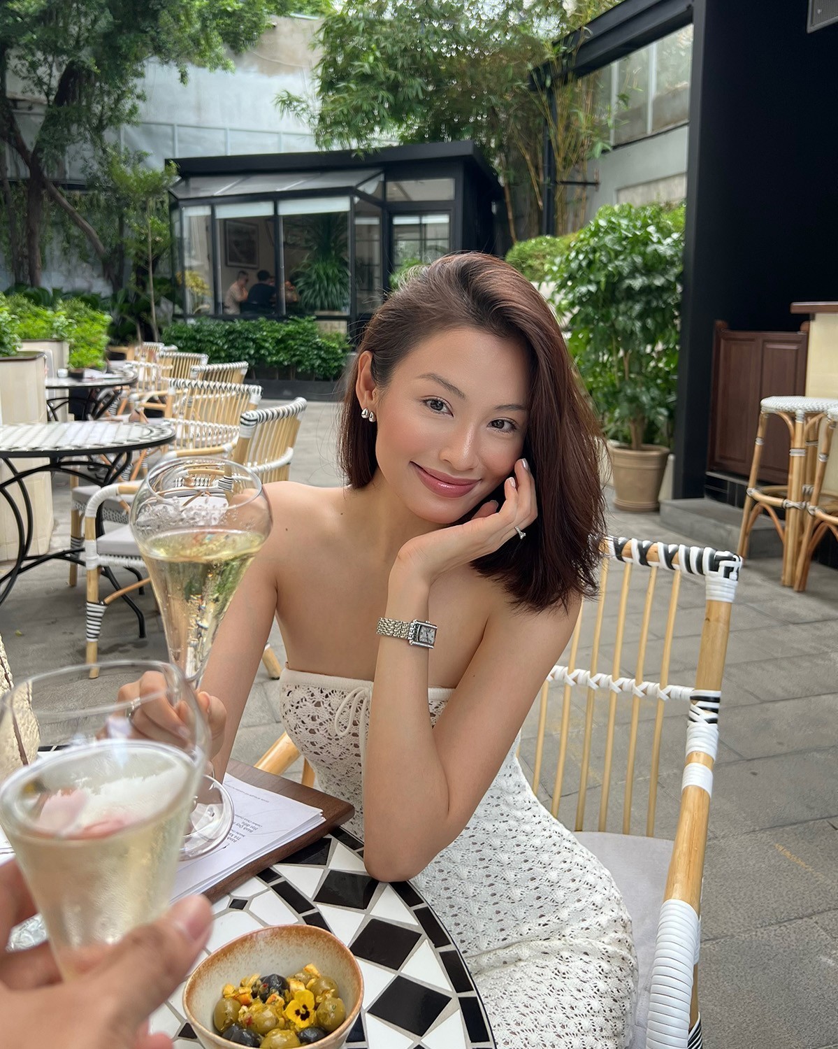 29 review saga 71836 svsvsv 2