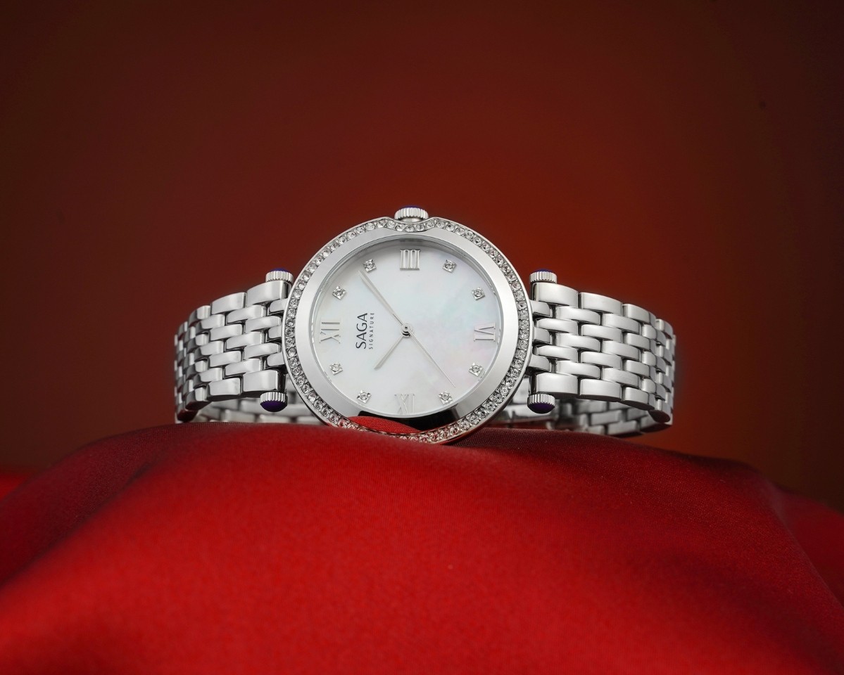 Saga Signature 53458-SVMWSV-2 – Mặt Số 36mm, xà cừ, đính đá 8 Dây beads of rice của Saga 53458-SVMWSV-2