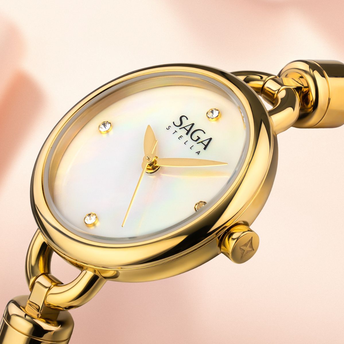 Cận cảnh mặt số Saga 53555-GPMWGP-2