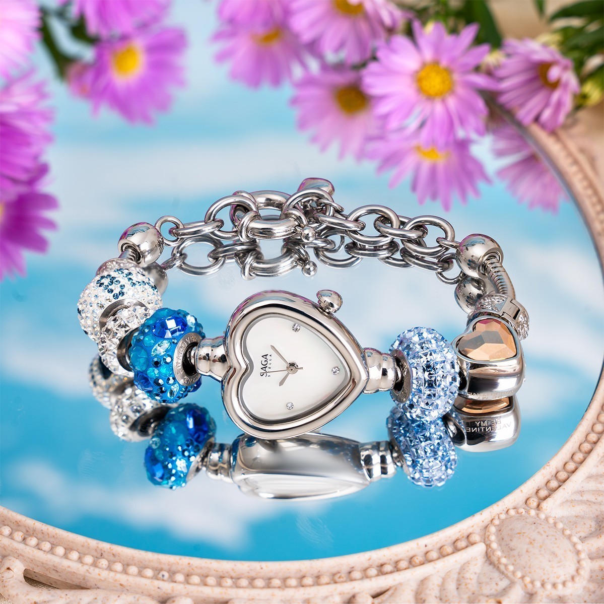 Saga Charm 71825-SVMWSV-17 – Mặt số trái tim xà cừ 20mm – Charm xanh dương, trái tim 9 Đồng hồ dây lắc Saga 71825-SVMWSV-17