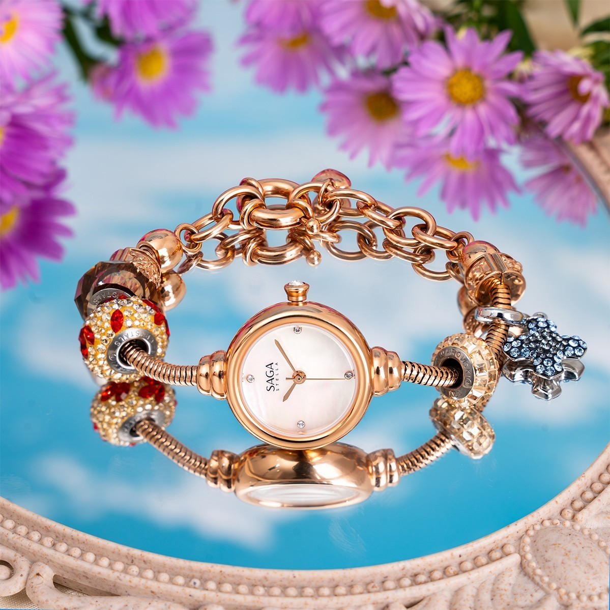 Saga Charm 53229-RGMWRG-5 – Đính đá Swarovski, xà cừ, Charm vàng đỏ 7 Đồng hồ dây lắc Saga 53229-RGMWRG-5 khảm xà cừ