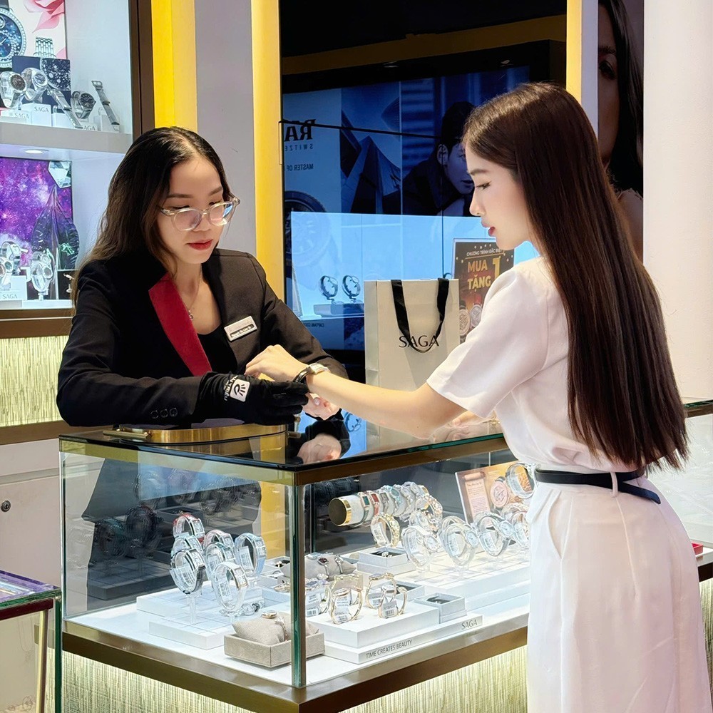 Mua sắm đồng hồ Saga chính hãng