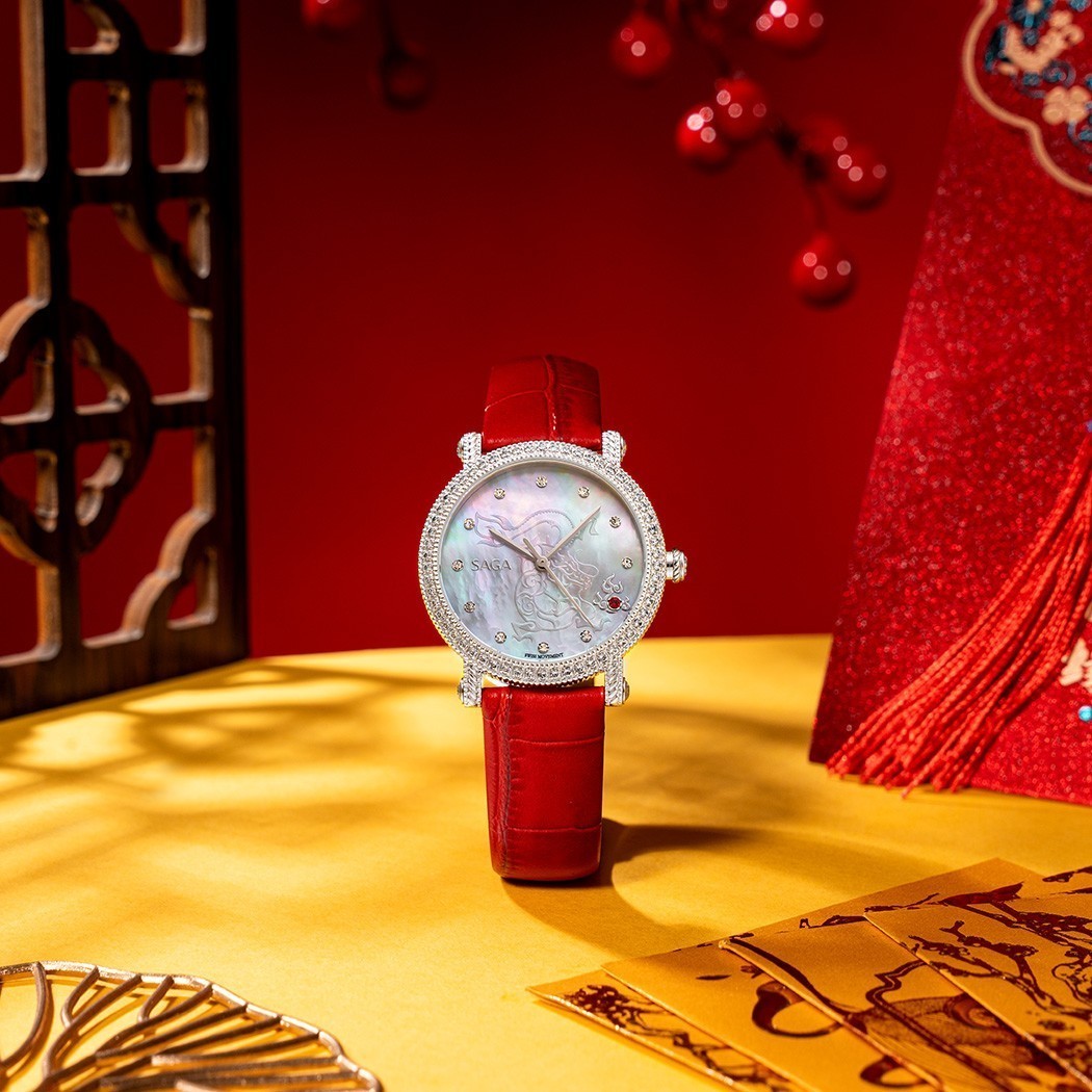 Đồng hồ mặt xà cừ - ảnh 1