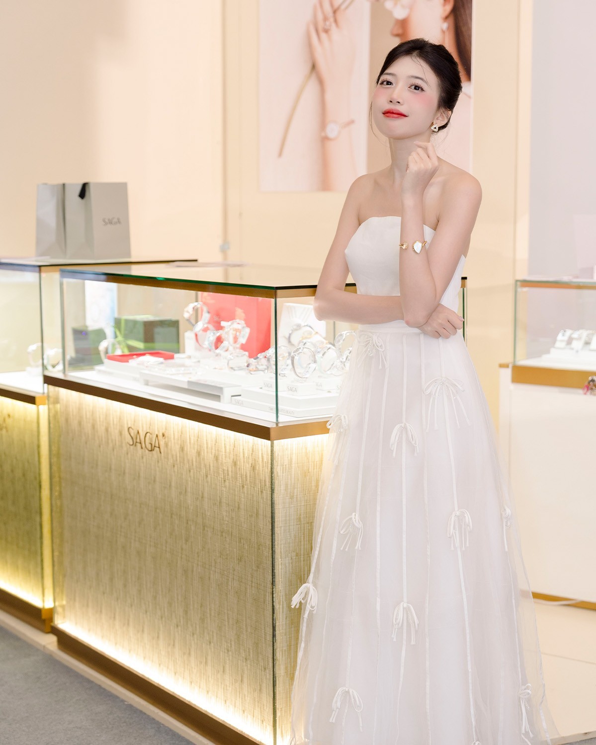 Mẫu đeo Saga 71903-GPMTGP-2AS - ảnh 10