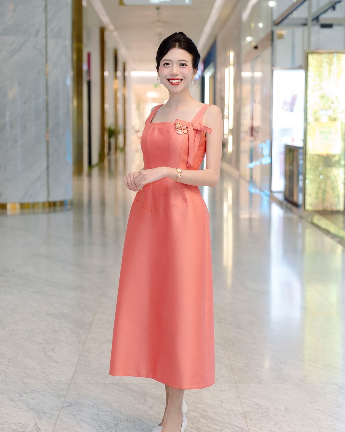 Mẫu đeo Saga 71903-GPMTGP-2AS - ảnh 11