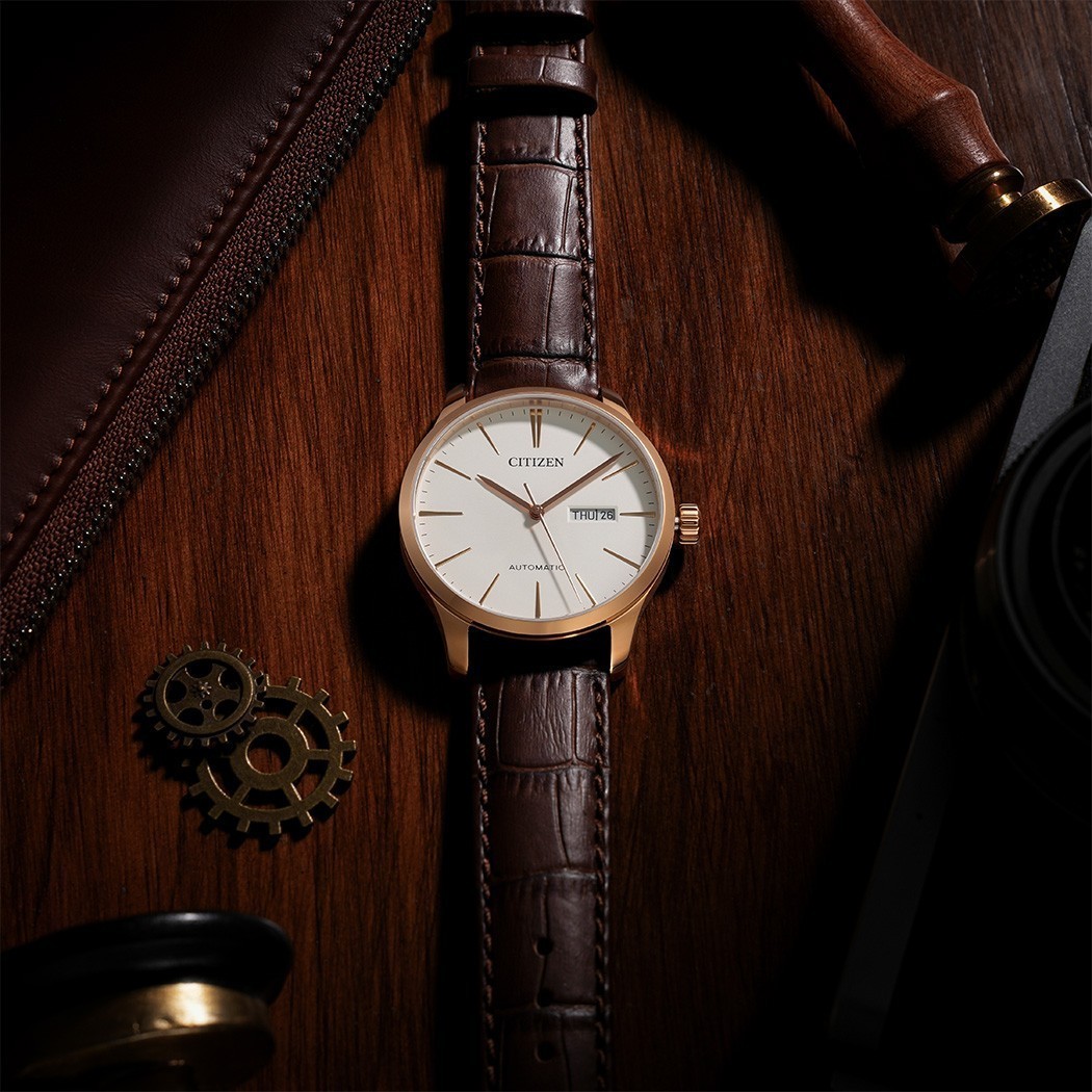 Dress Watch – Bí quyết tạo dấu ấn đẳng cấp quý ông 6 Dây da dập vân cá sấu mang vẻ sang trọng cho chiếc dress watch