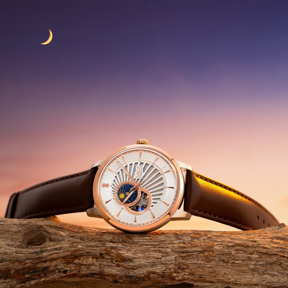 Saga 13702-TTRSVBN-3 – Mặt Số 42mm, Open Heart, Sun And Moon 9 Đồng hồ dây da nâu Saga 13702-TTRSVBN-3