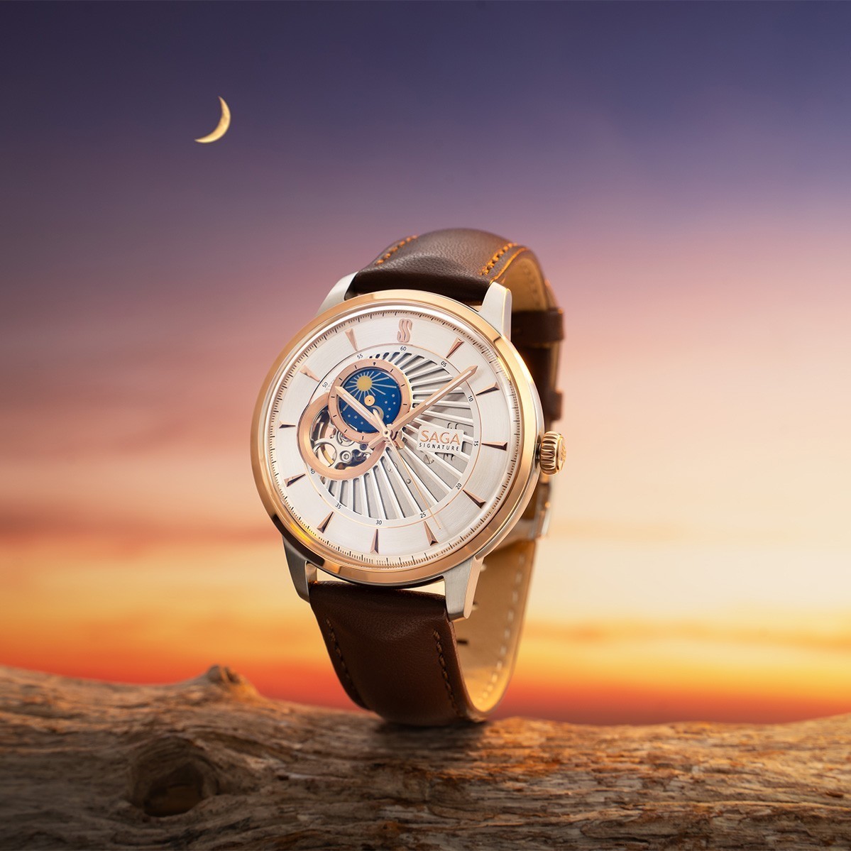 Saga 13702-TTRSVBN-3 – Mặt Số 42mm, Open Heart, Sun And Moon 10 Đồng hồ Open Heart Saga 13702-TTRSVBN-3