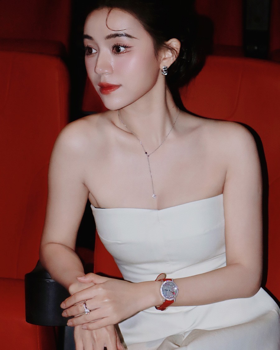 Mẫu đeo đồng hồ Saga - ảnh 46