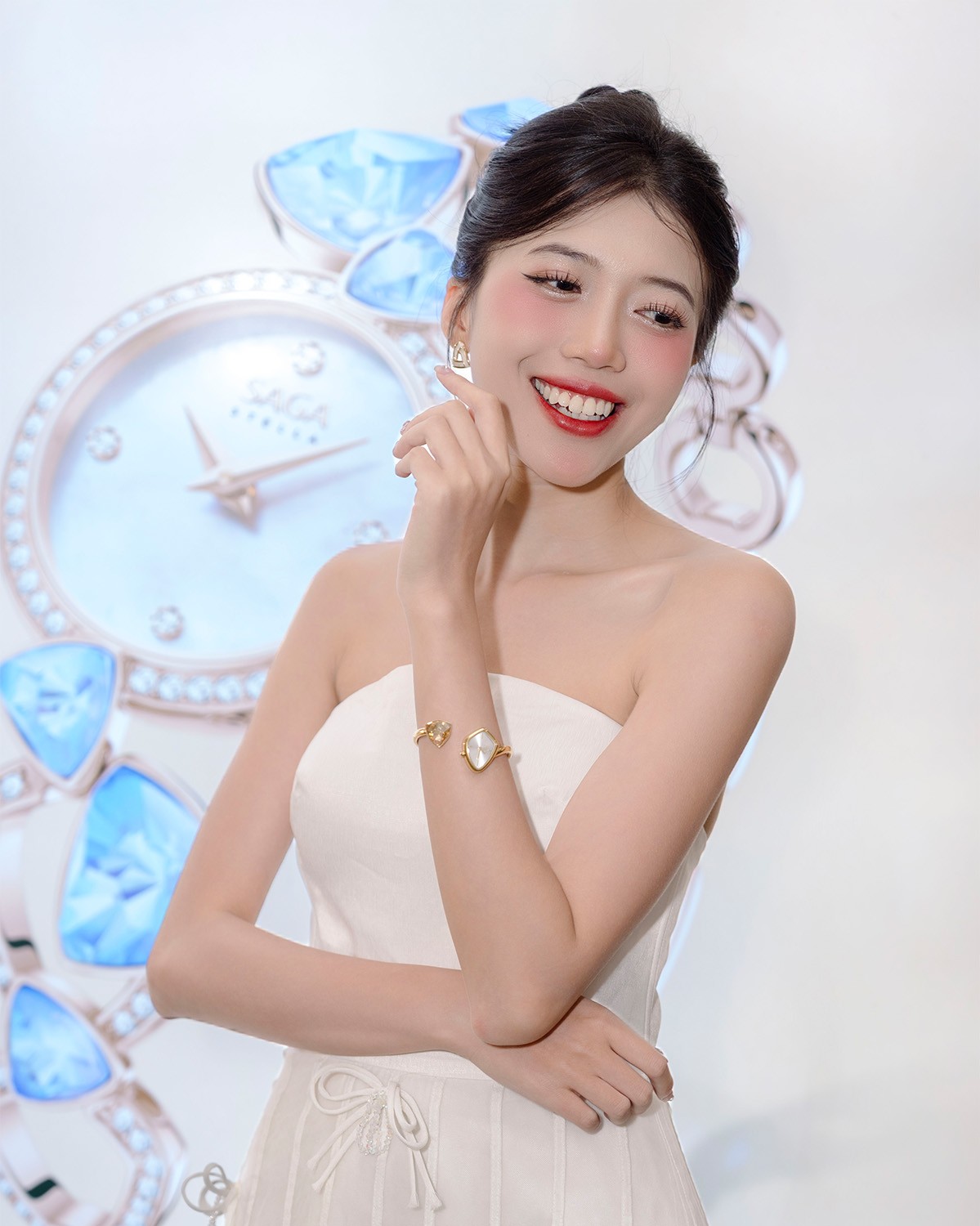 Mẫu đeo Saga 71903-GPMTGP-2AS - ảnh 3