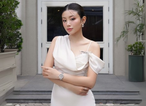 Mẫu đeo Saga - ảnh 9