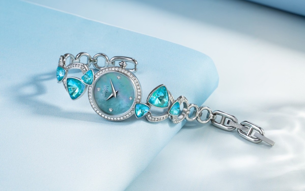 Trái tim Thụy Sỹ mạnh mẽ ẩn sau Saga Fly Of A Kite