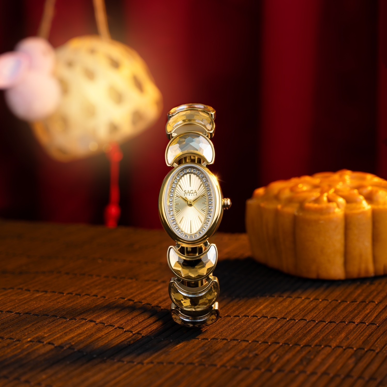 Saga Lunar có dáng oval