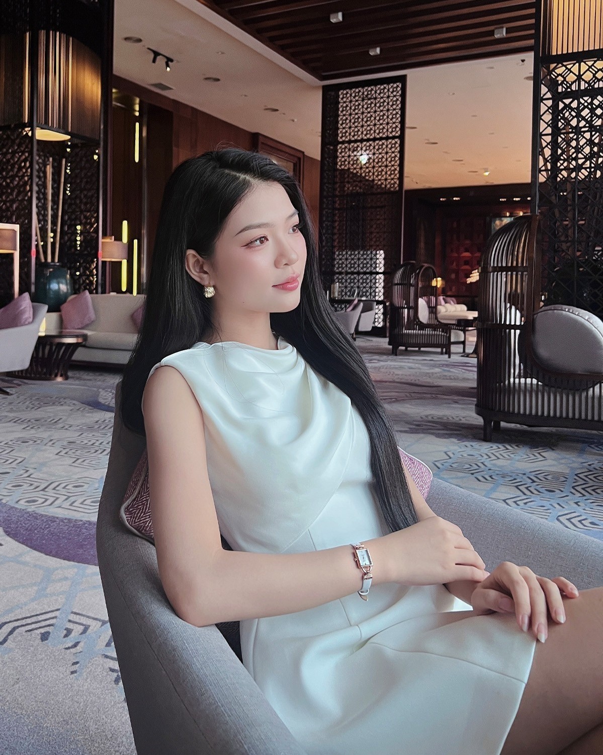 Nàng thanh lịch cùng Saga