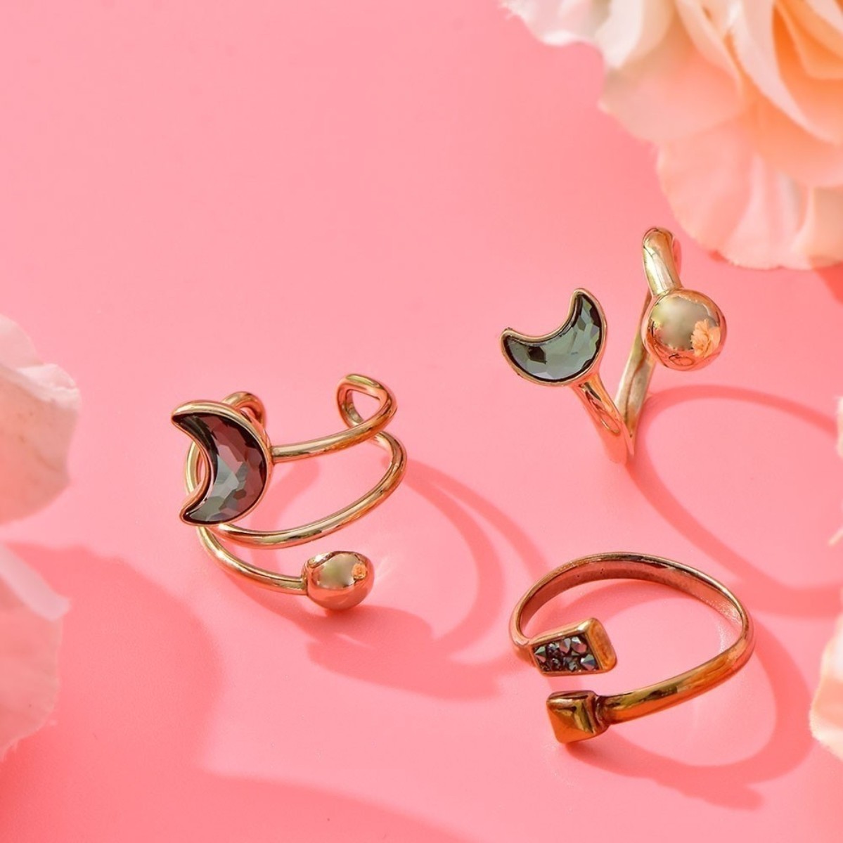 Nhẫn nữ đẹp Saga đính đá pha lê