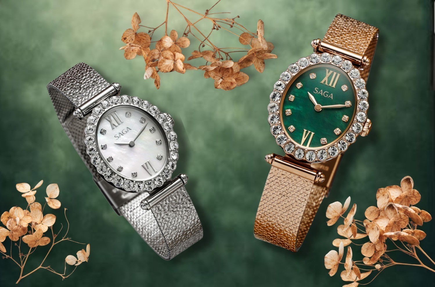 Mặt số đính đá dáng cong của Saga Mirror