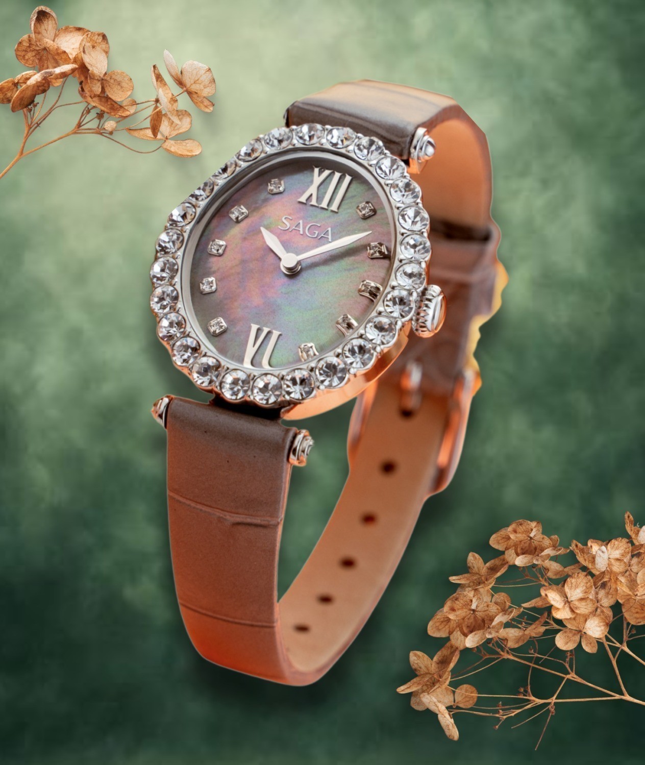 Mặt số lấp lánh của Saga Mirror