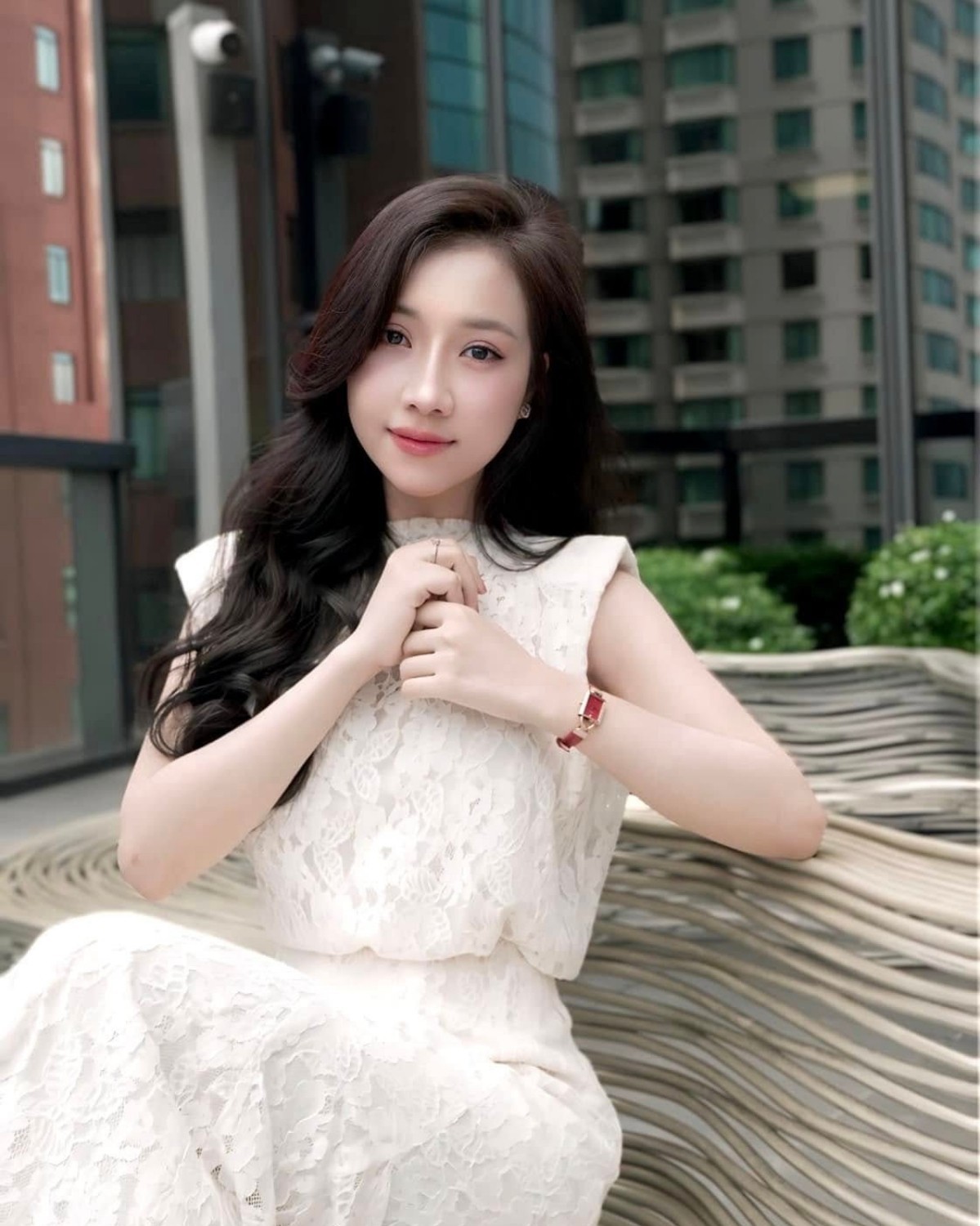 Mẫu diện Saga MOP Diamond đỏ