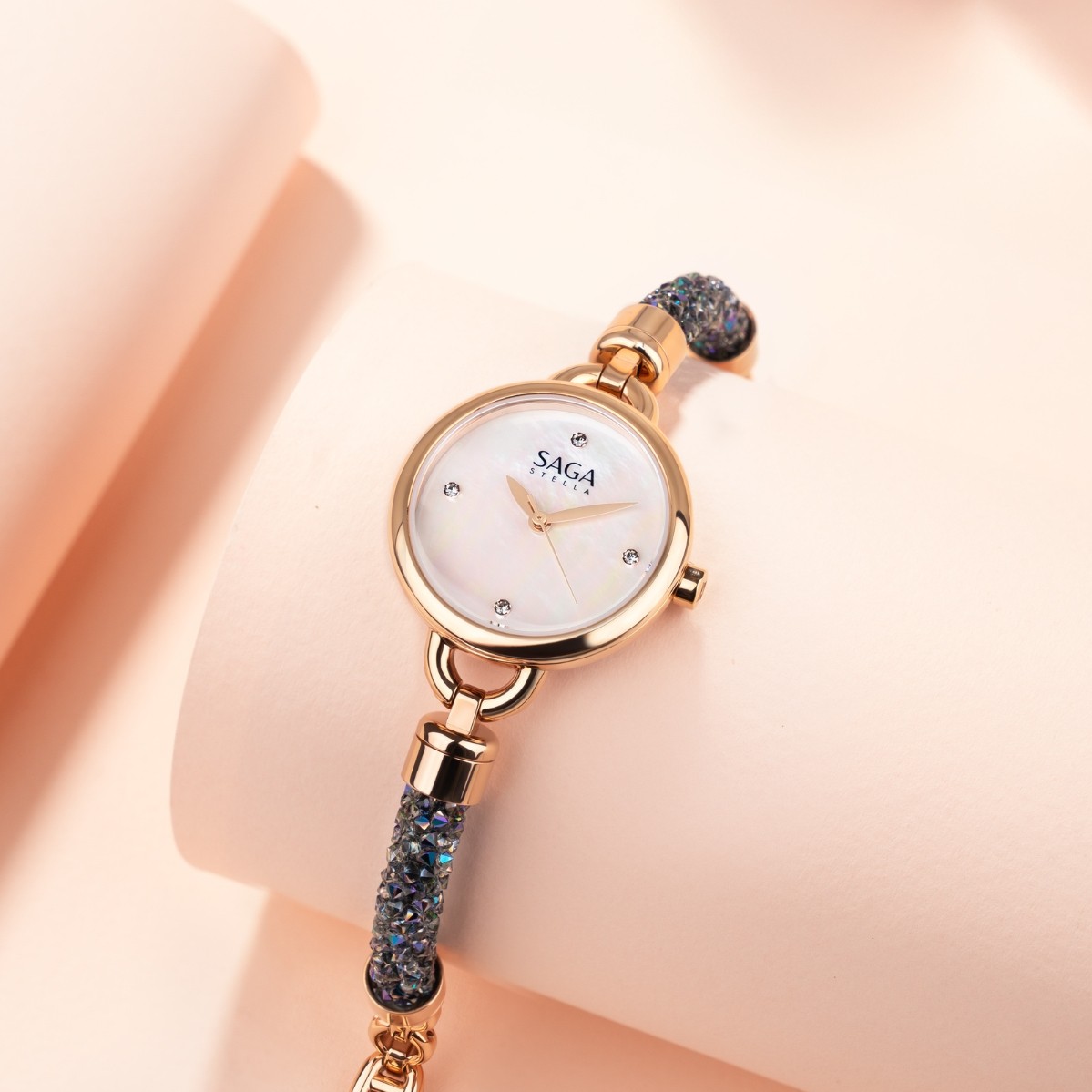 Pha lê Danube trên thiết kế của Saga 53555-RGMWRG-2