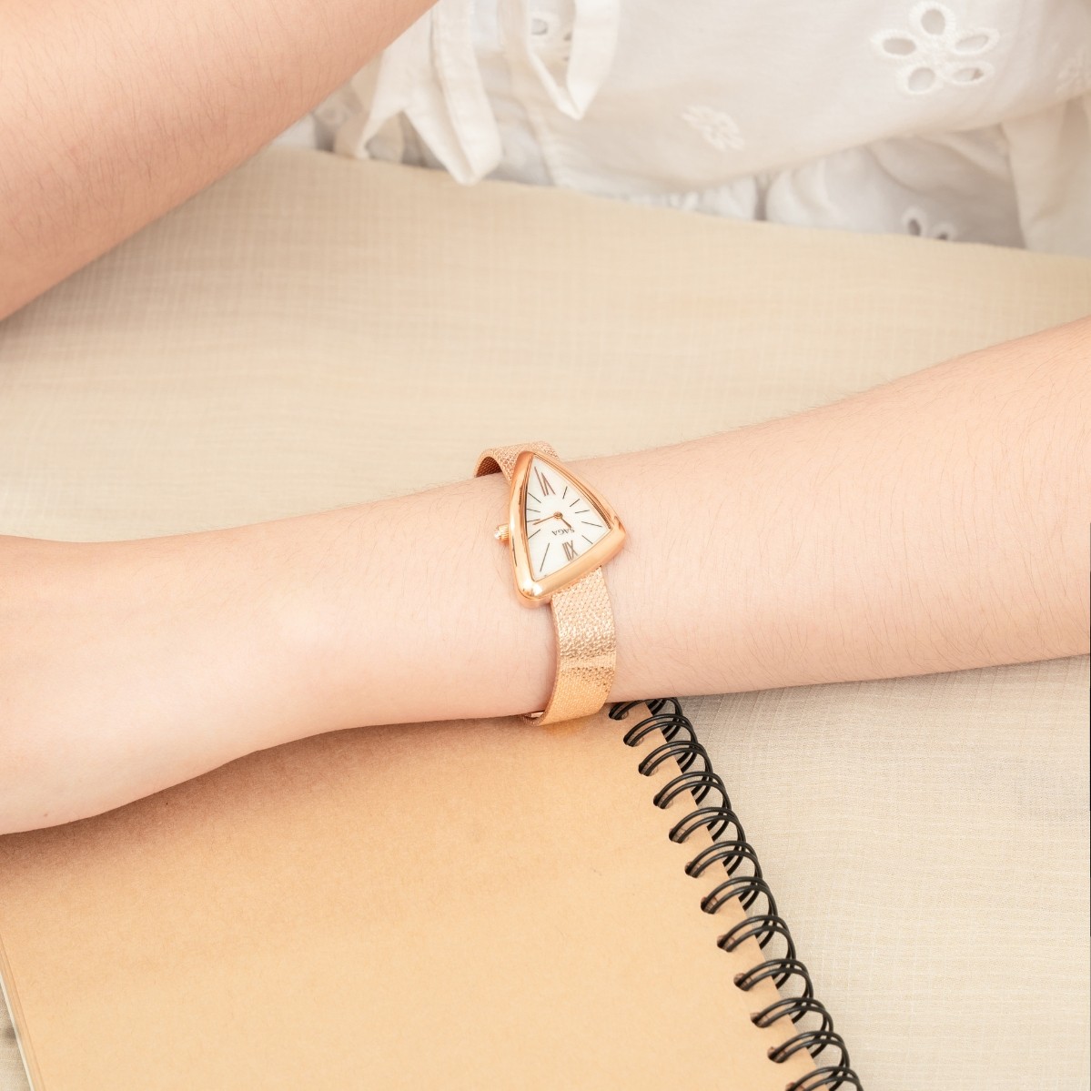 Vẻ đẹp của Saga 80746-RGMWRG-2