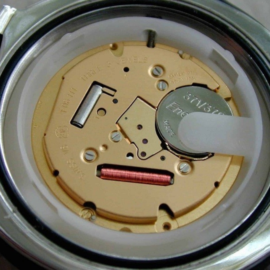 Bộ máy Quartz từ nhà cung ứng ETA