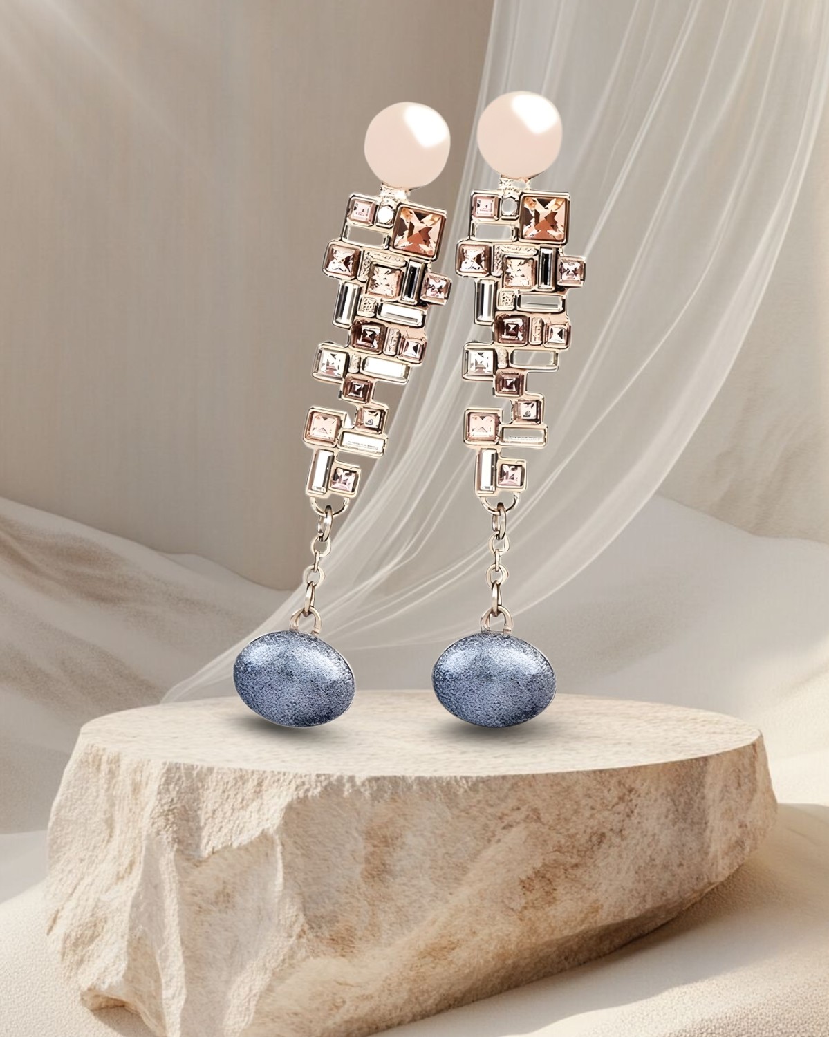 Hoa tai nữ đẹp Saga sắc vàng hồng