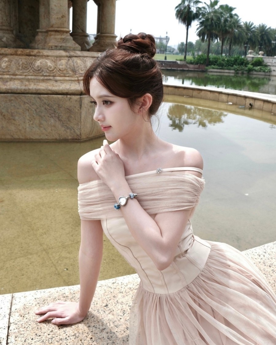 Anh Thư và Saga Charm