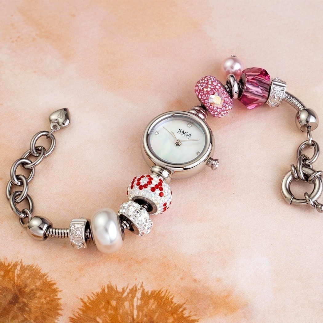 Charm mang biểu tượng của sự may mắn