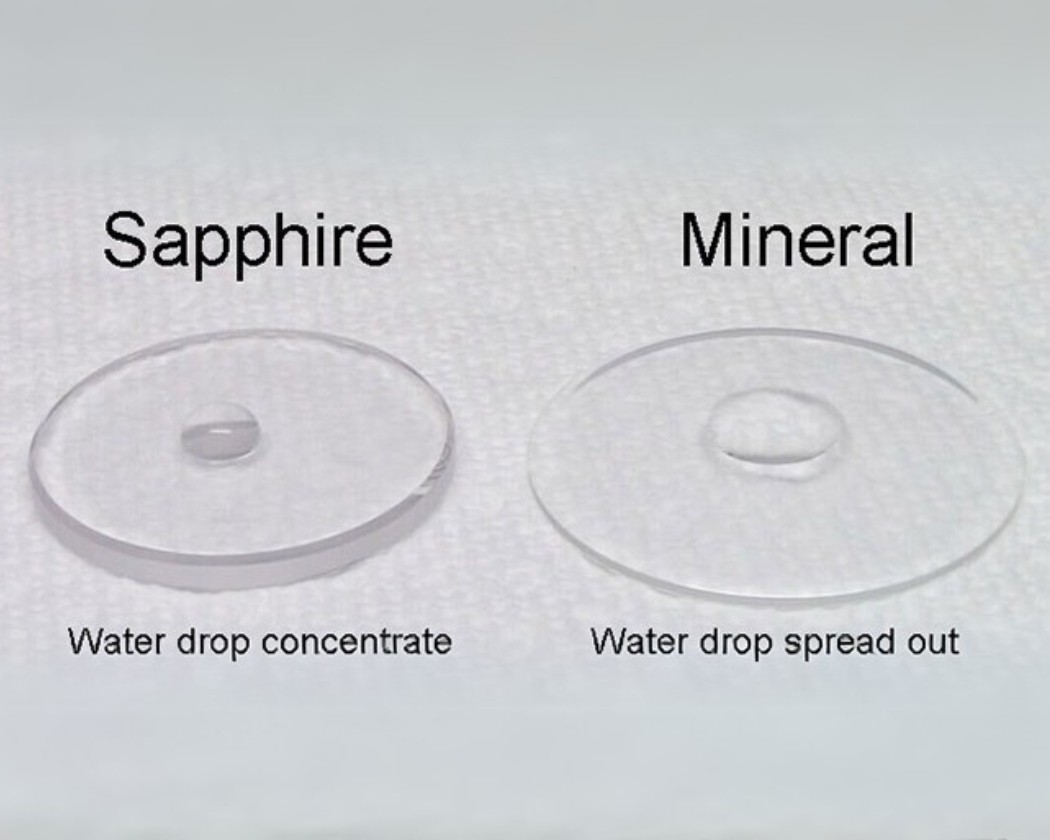 Nhận biết kính Sapphire qua quan sát giọt nước