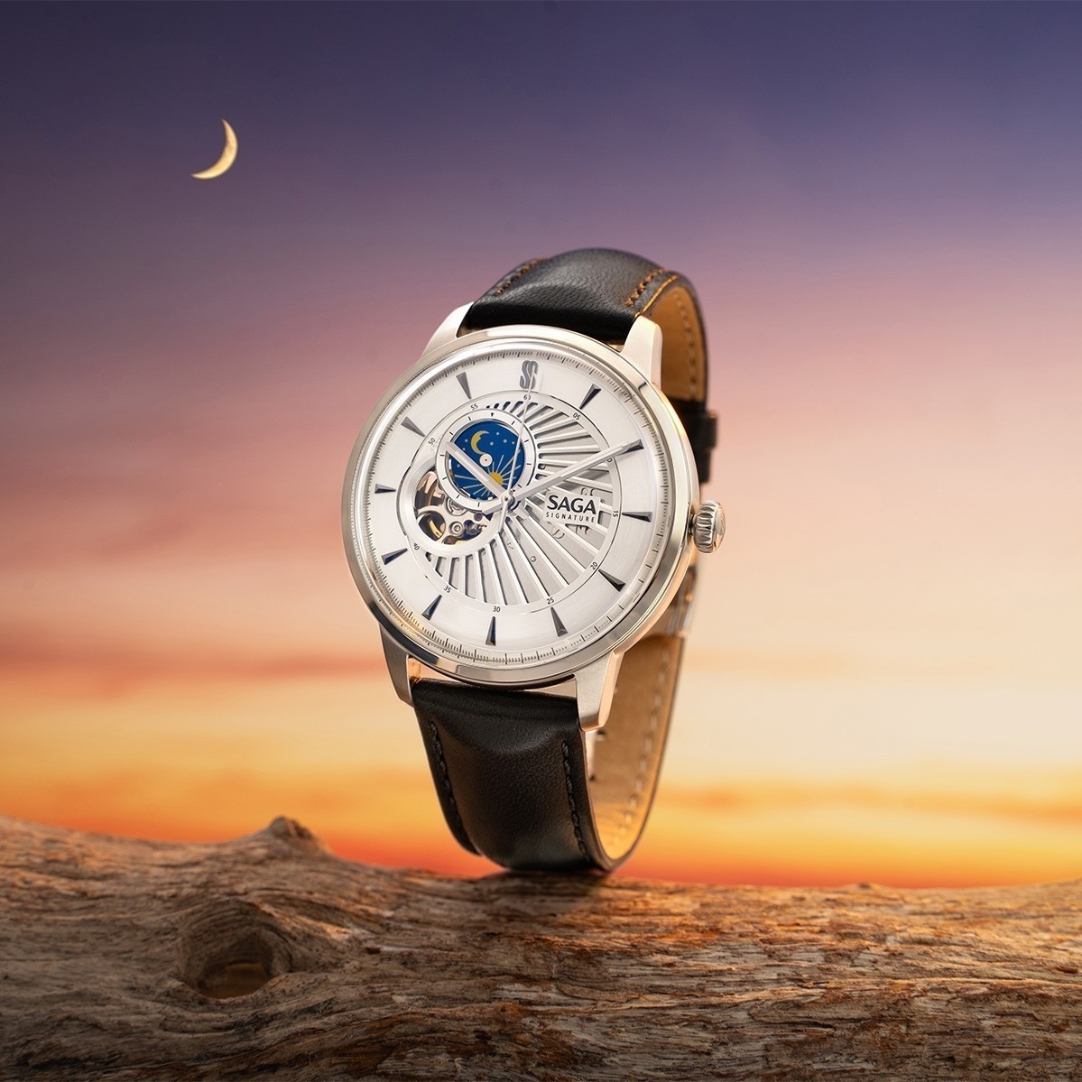 Đồng hồ Saga 13702-SVSVBK-3 - Open Heart kết hợp với chức năng Sun & Moon