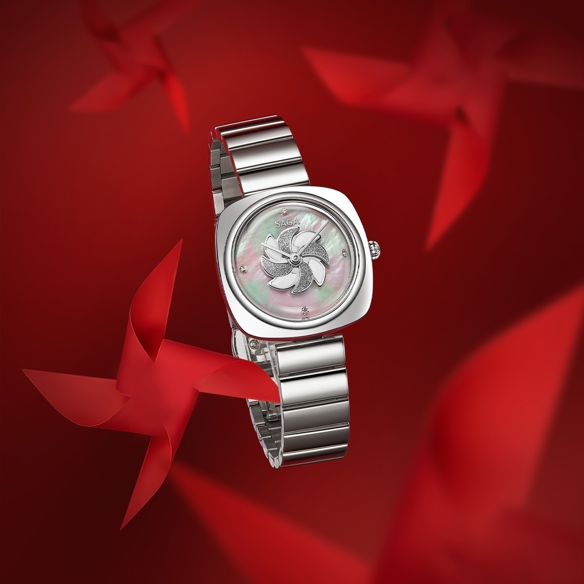 Đồng hồ mặt xà cừ đổi màu kỳ diệu