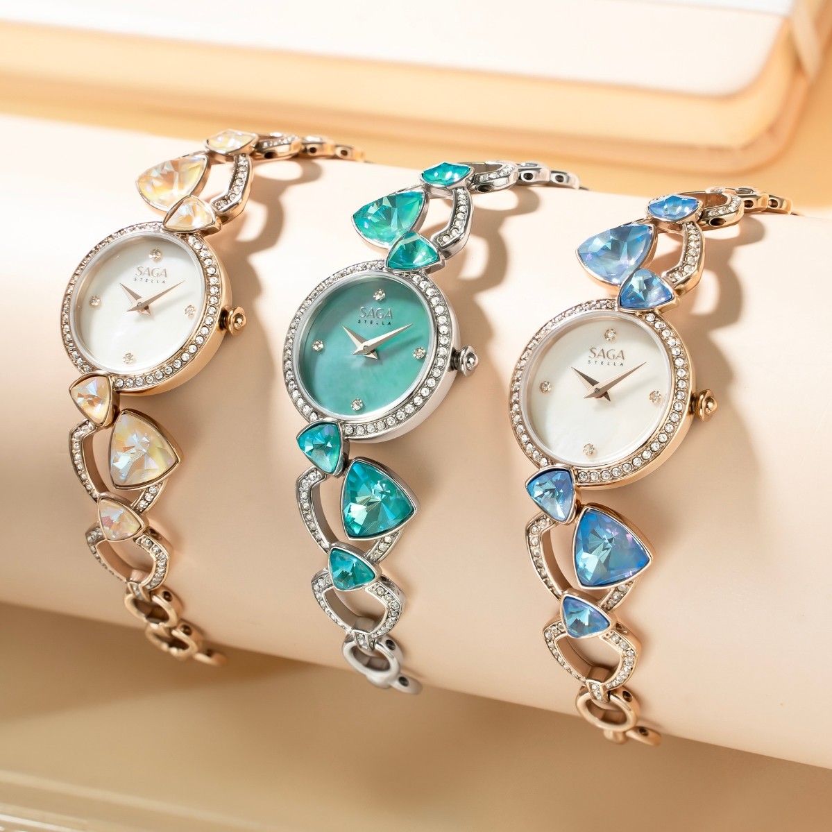 Đồng hồ Saga Fly Of A Kite