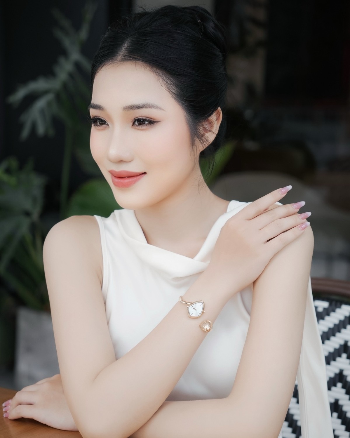 Mẫu diện đồng hồ Saga Stella