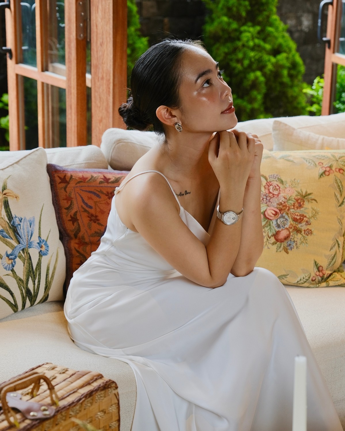 Mẫu diện đồng hồ Saga 53766-SVMWSV-2