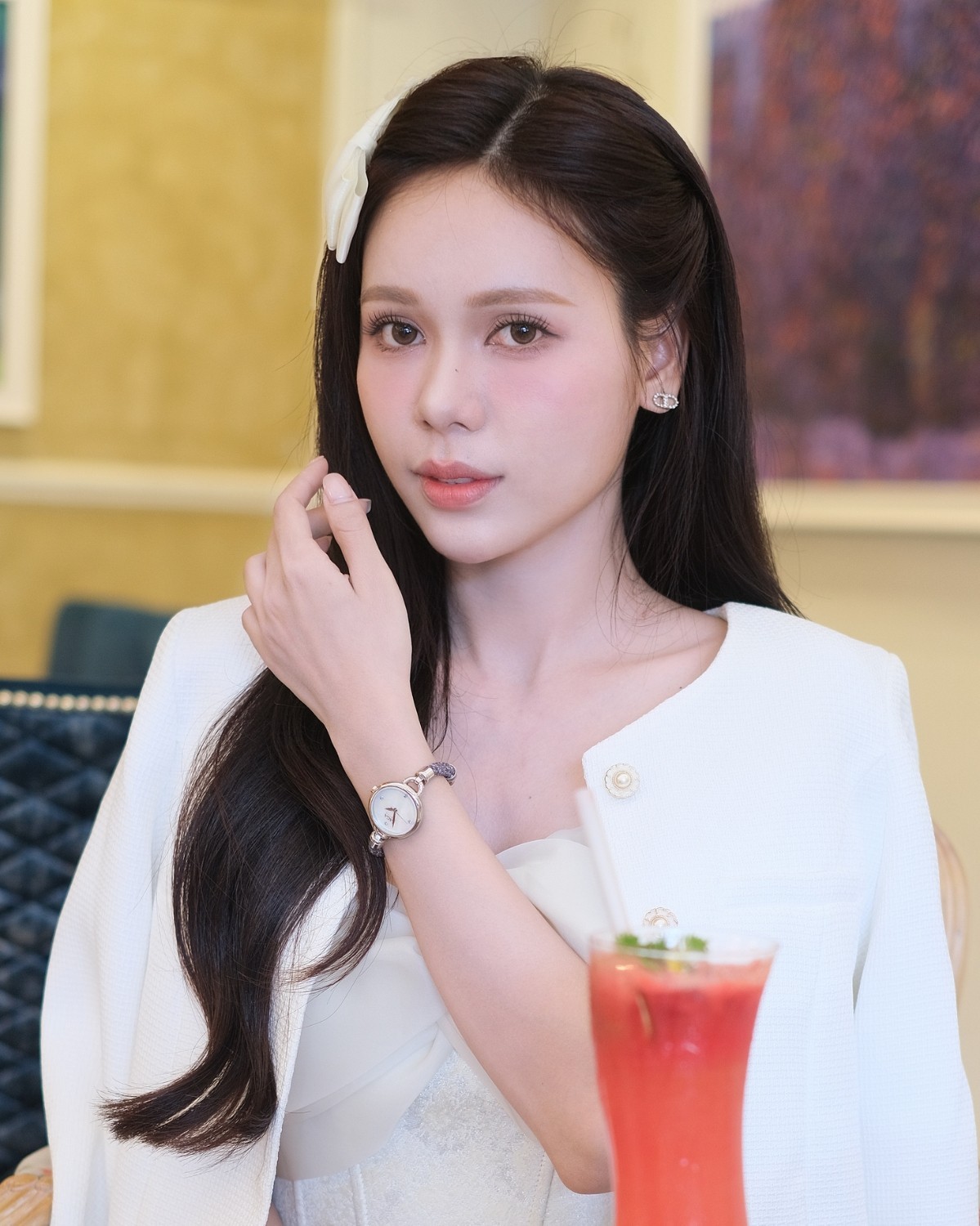 review thuy vy va saga 53555 svmwsv 2