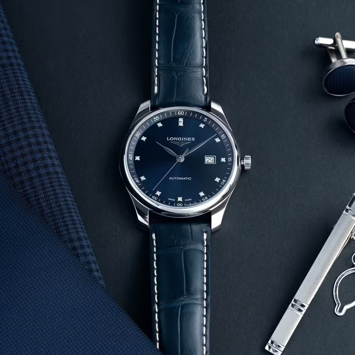 Đồng hồ dây da cá sấu Alligator