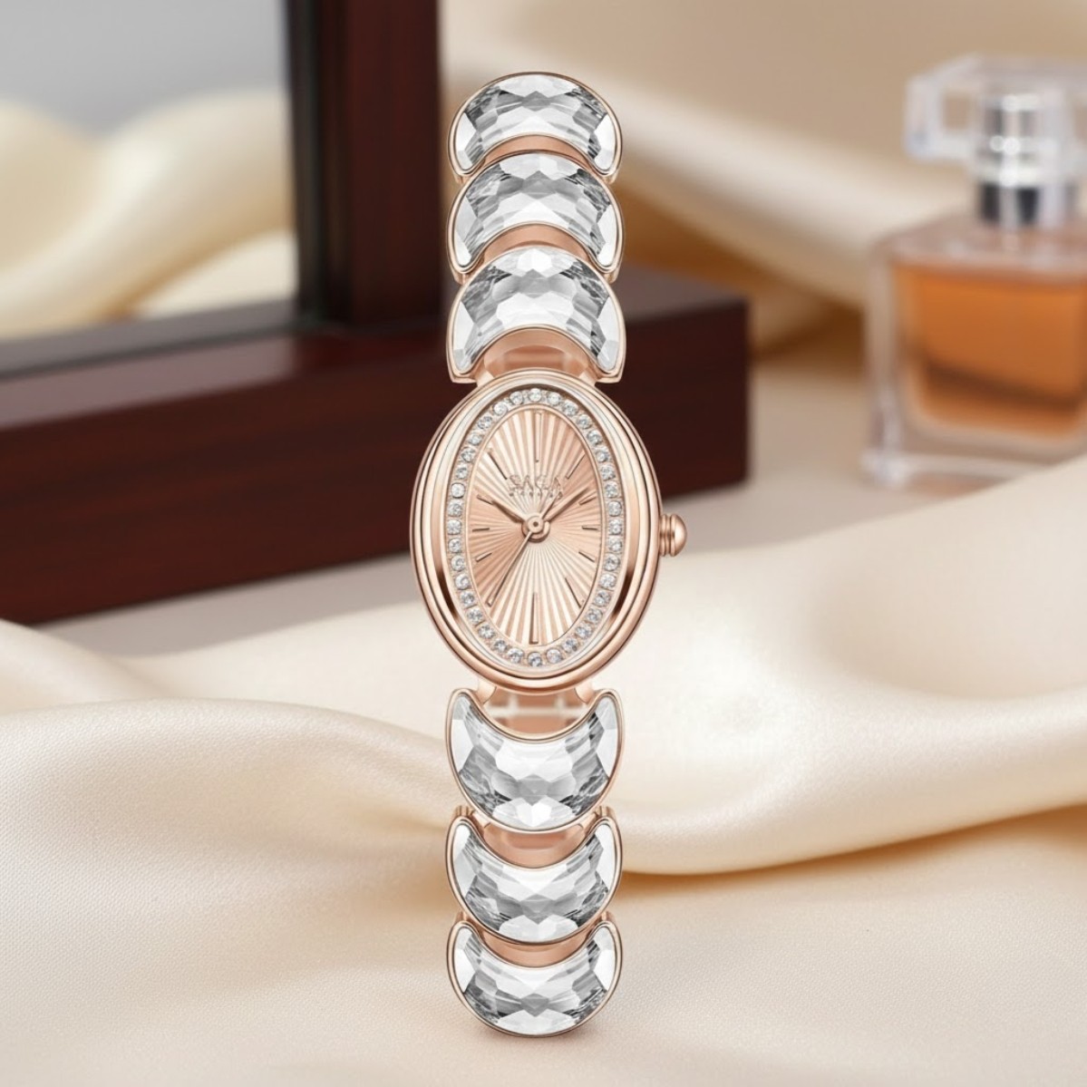 Saga Lunar 71959-RGRGTTR-2 – Mặt số 20x26mm – Cảm hứng Nữ Thần Mặt Trăng – Đính đá 4 Đồng hồ đính đá Saga 71959-RGRGTTR-2