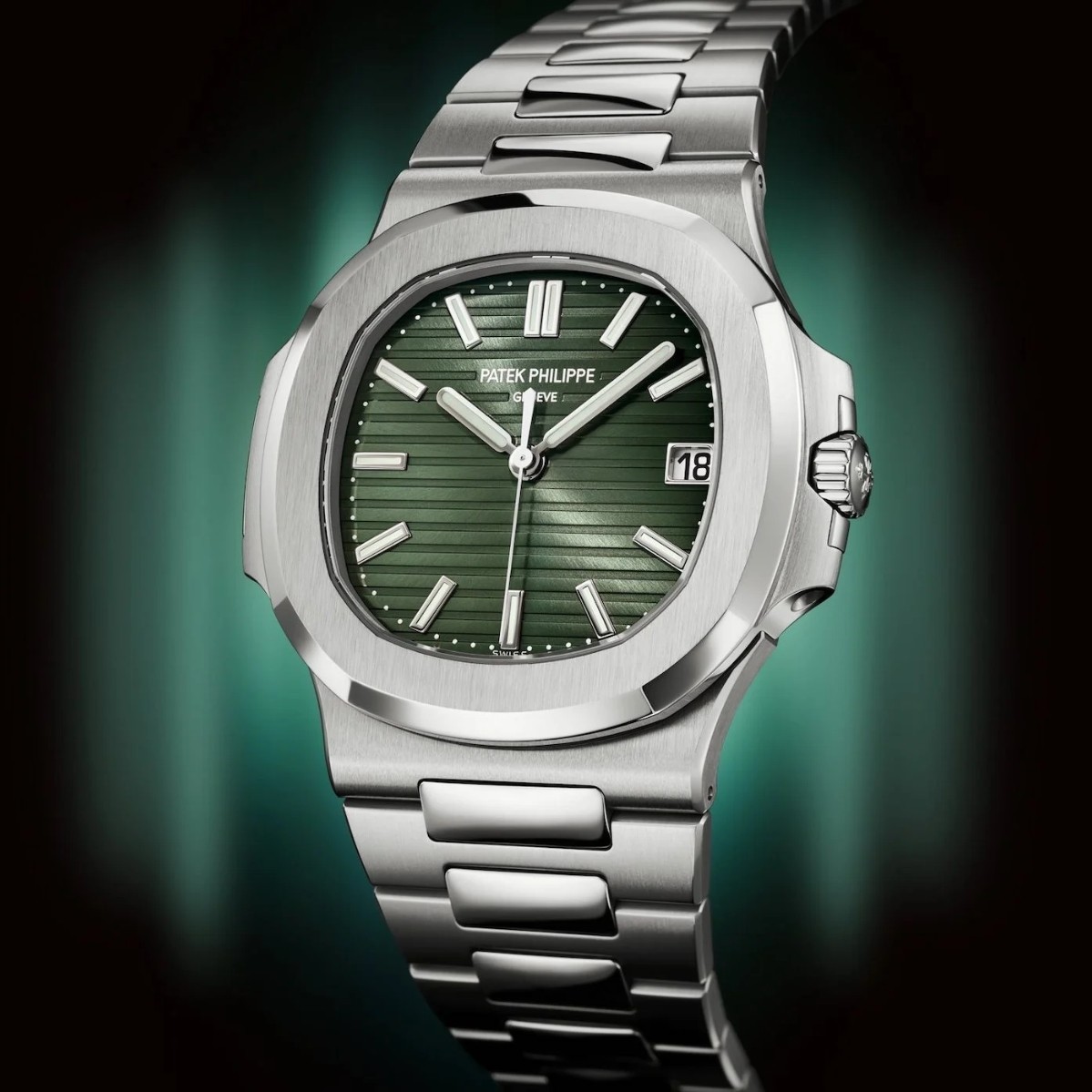 Đồng hồ Patek Philippe Nautilus 5711/1A Olive Green