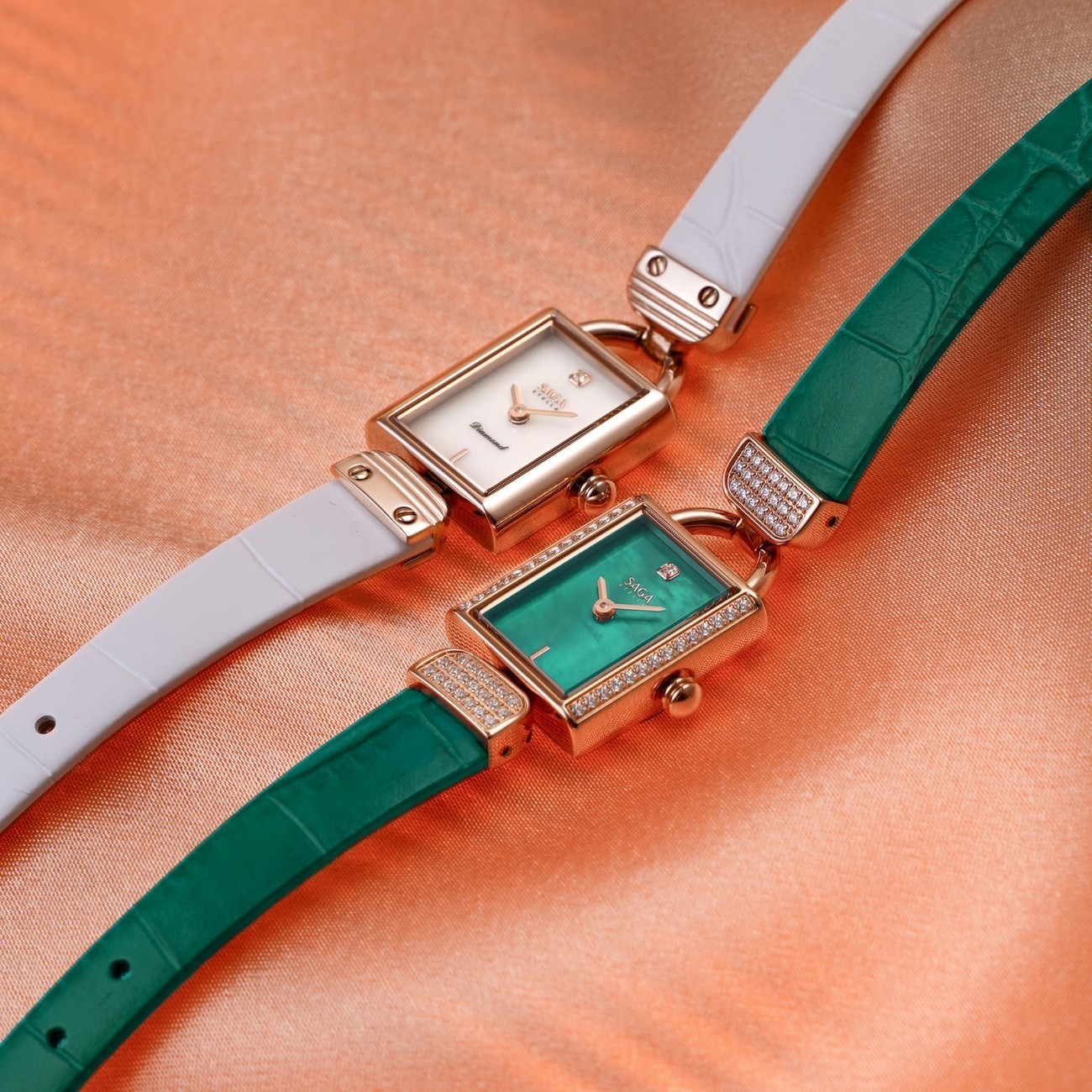 Đồng hồ da cá sấu không trùng lặp