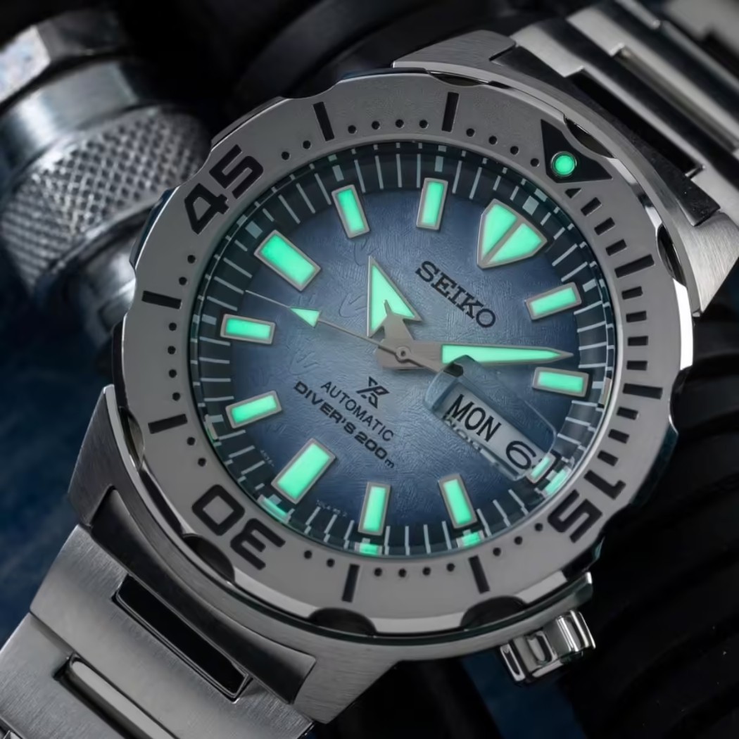 Kim giây đồng hồ phát sáng