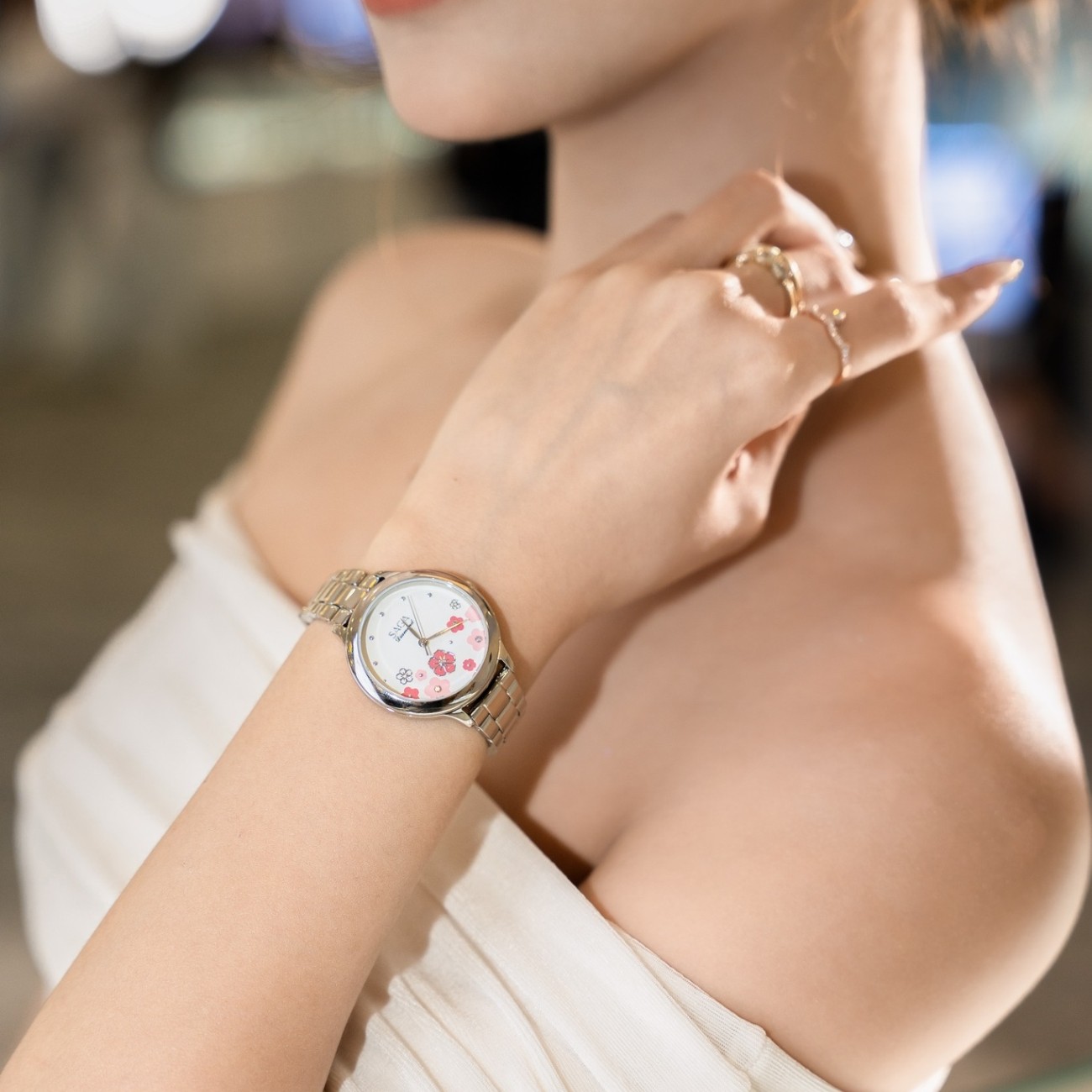 Saga Chroma Dance trang bị bộ máy Quartz Ronda đến từ Thụy Sỹ